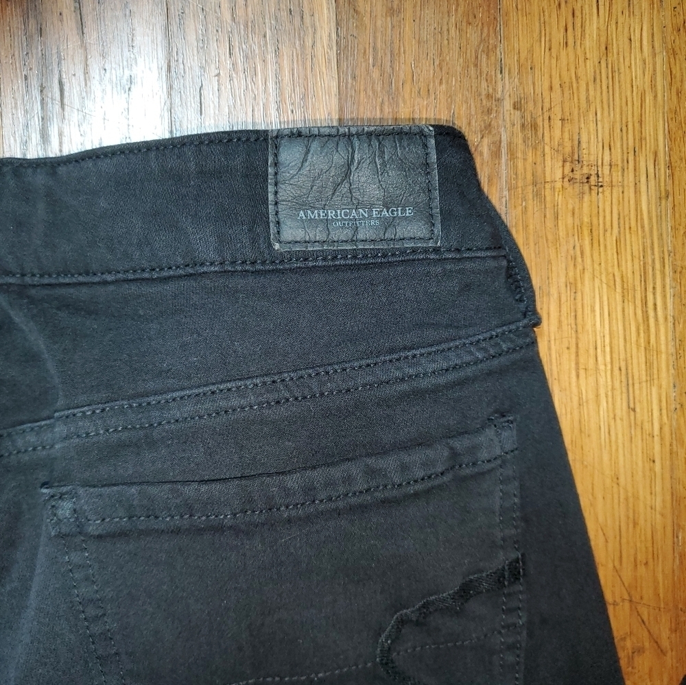 American Eagle Outfitters Black Skinny Jeans with Distressing - Picture 6 of 12